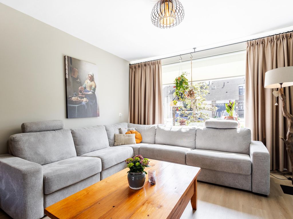Groot Veldsweer 28, HARDINXVELD-GIESSENDAM