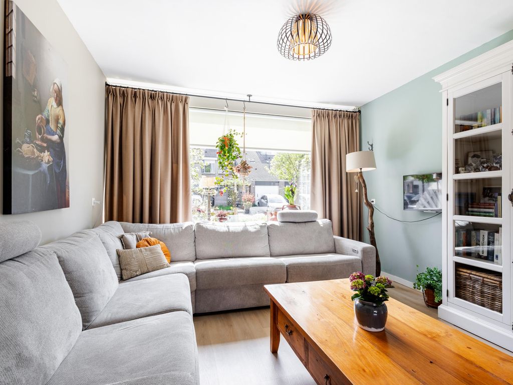 Groot Veldsweer 28, HARDINXVELD-GIESSENDAM