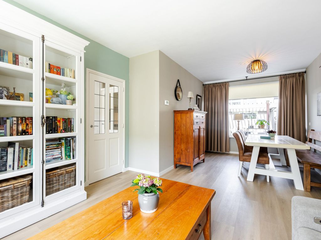 Groot Veldsweer 28, HARDINXVELD-GIESSENDAM