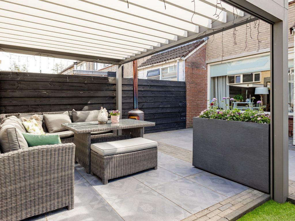 Groot Veldsweer 28, HARDINXVELD-GIESSENDAM