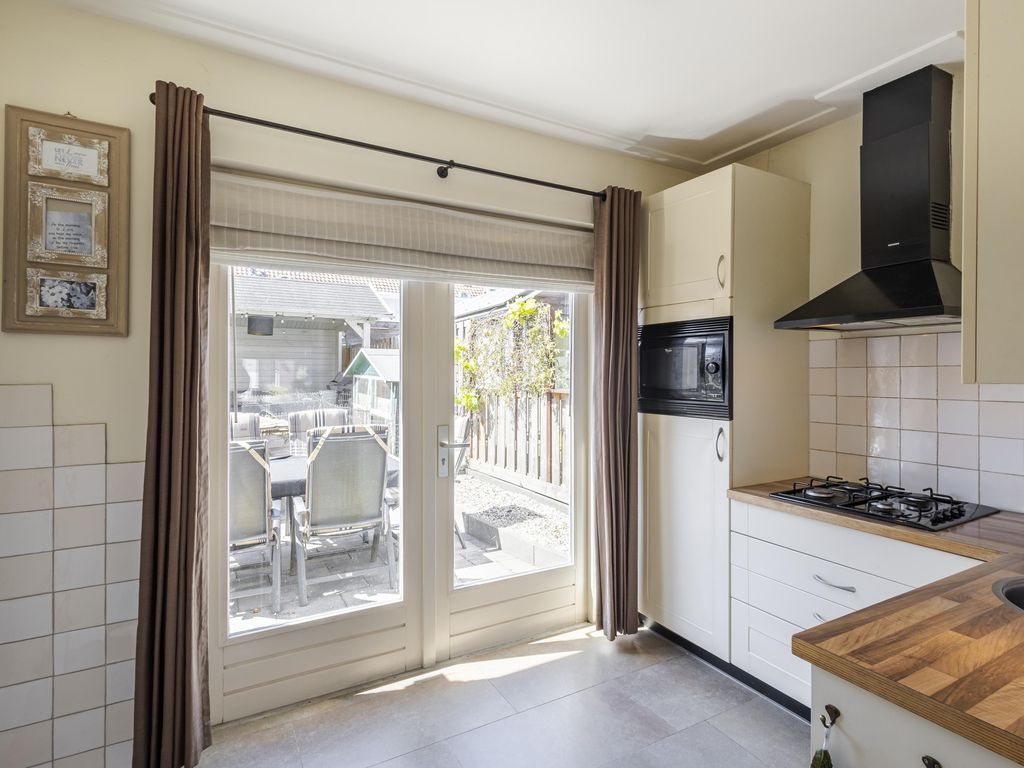 Wilhelminastraat 43, HARDINXVELD-GIESSENDAM