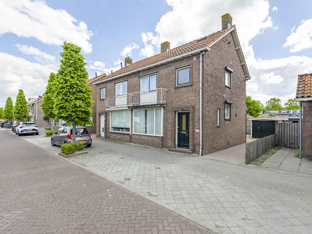 Troelstrastraat 58, Hardinxveld-Giessendam