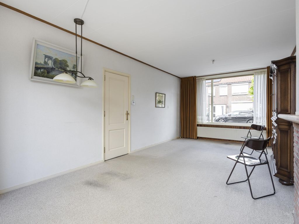 Troelstrastraat 58, Hardinxveld-Giessendam