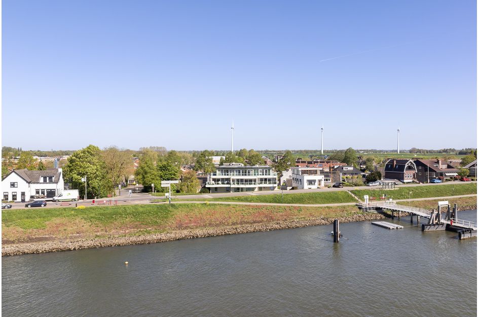 Rivierdijk 245