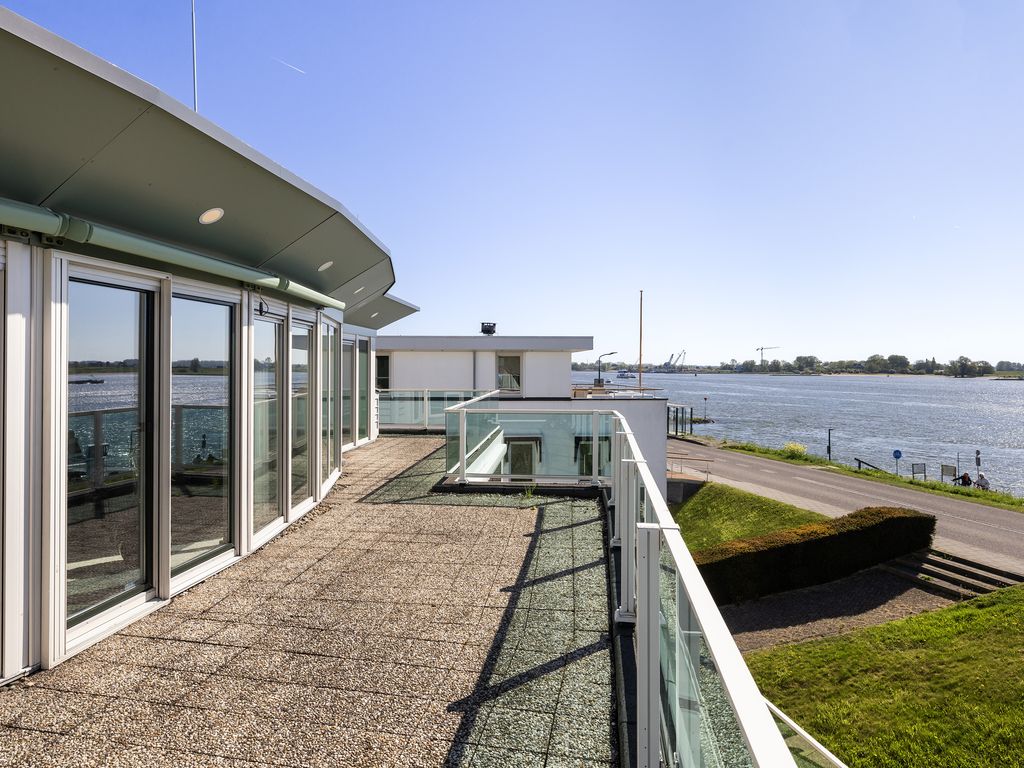Rivierdijk 245, Hardinxveld-Giessendam
