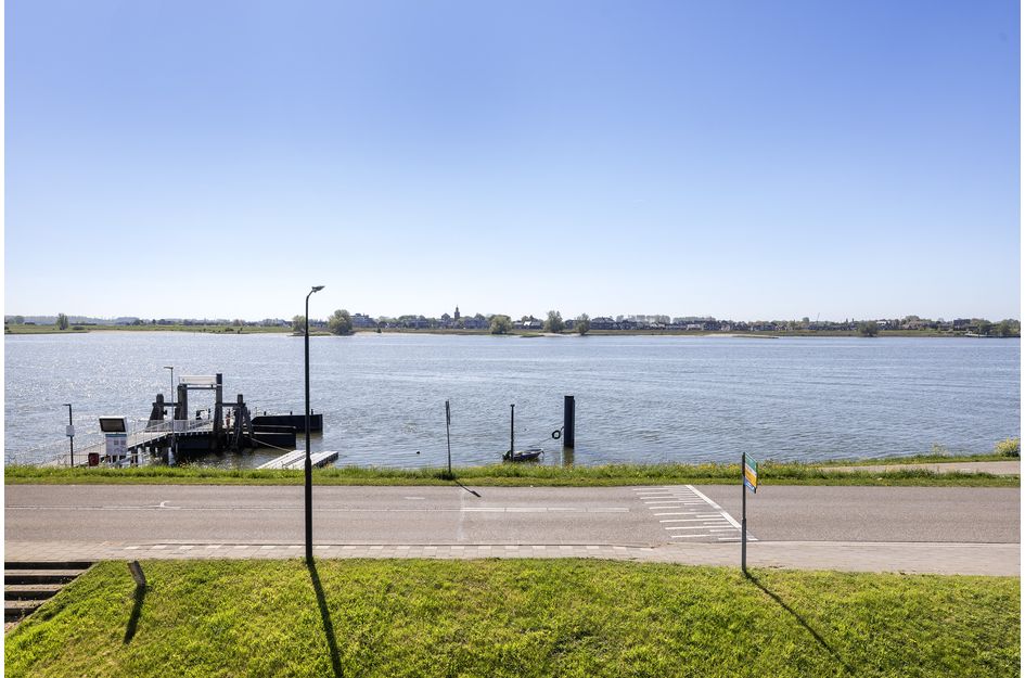 Rivierdijk 245