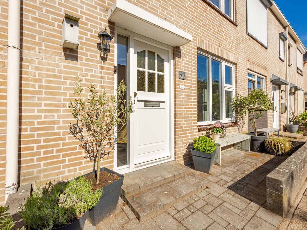 P.A. de Genestetstraat 57, Sliedrecht