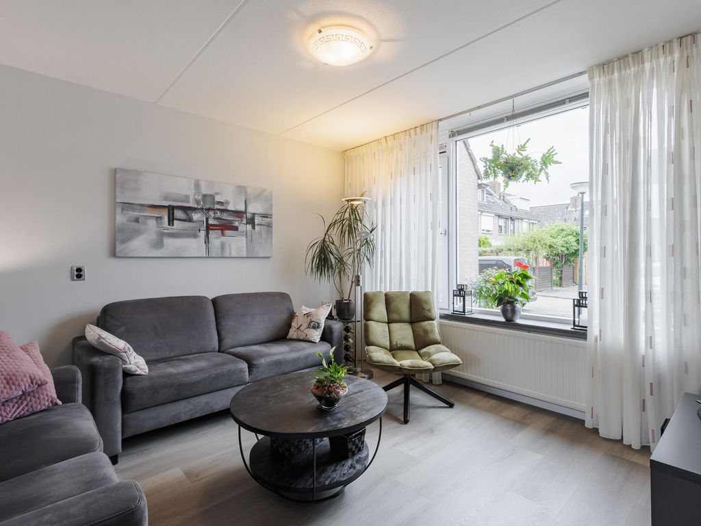 Koetshuis 8, HARDINXVELD-GIESSENDAM