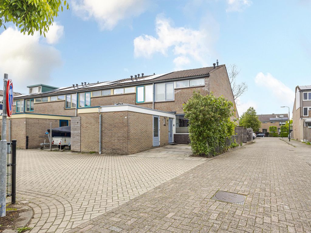 Heijmansweer 2, Hardinxveld-Giessendam