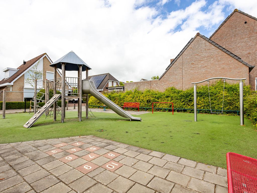 Vierling 4, HARDINXVELD-GIESSENDAM