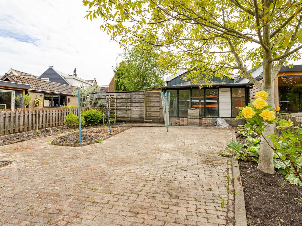 Kerkweg 68, Hardinxveld-Giessendam
