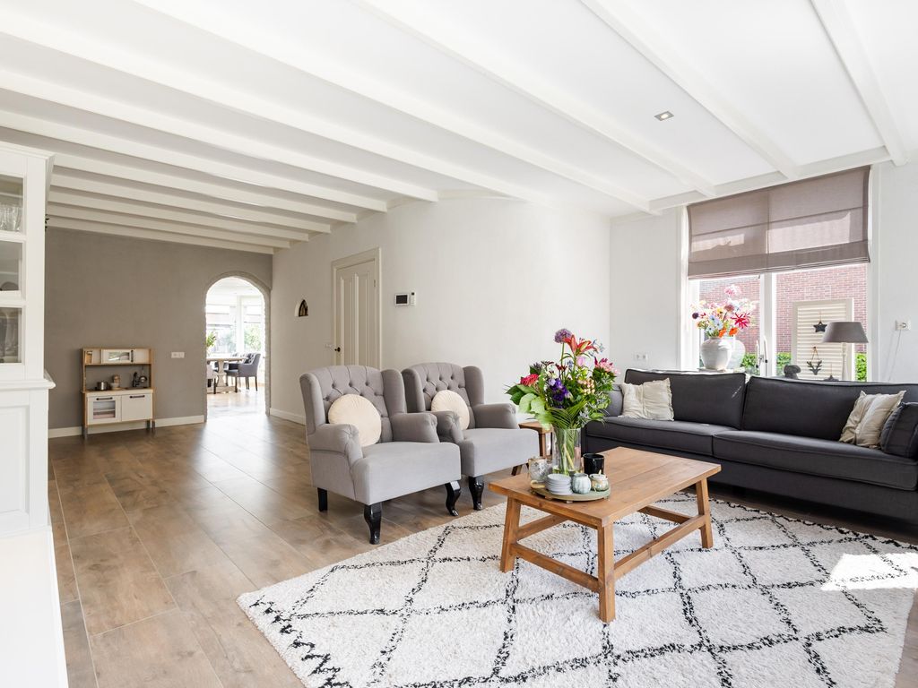 Weteringstraat 43, HARDINXVELD-GIESSENDAM