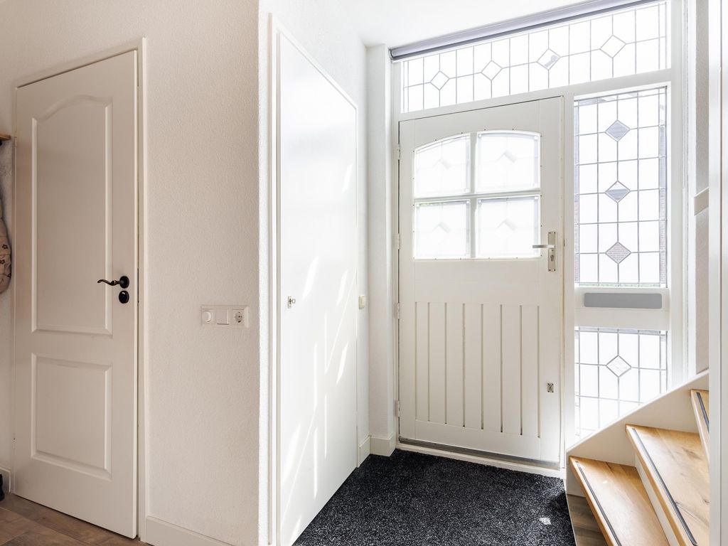 Weteringstraat 43, HARDINXVELD-GIESSENDAM