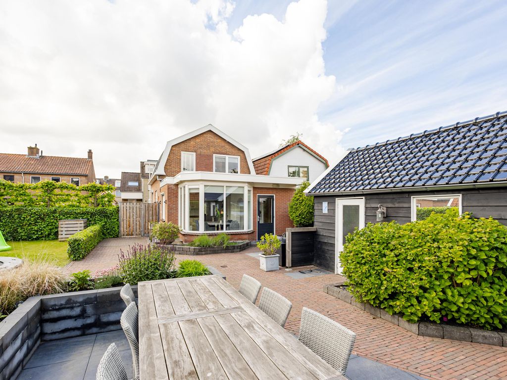 Weteringstraat 43, HARDINXVELD-GIESSENDAM