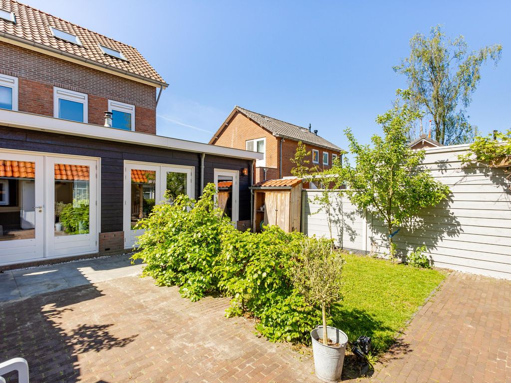 Dr. Schaepmanstraat 103, SLIEDRECHT