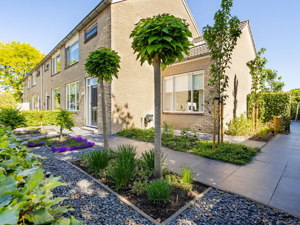 Weresteijn 102, Sliedrecht