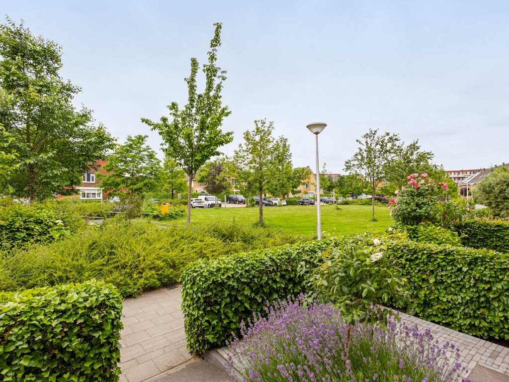 Mozartplantsoen 48, Sliedrecht