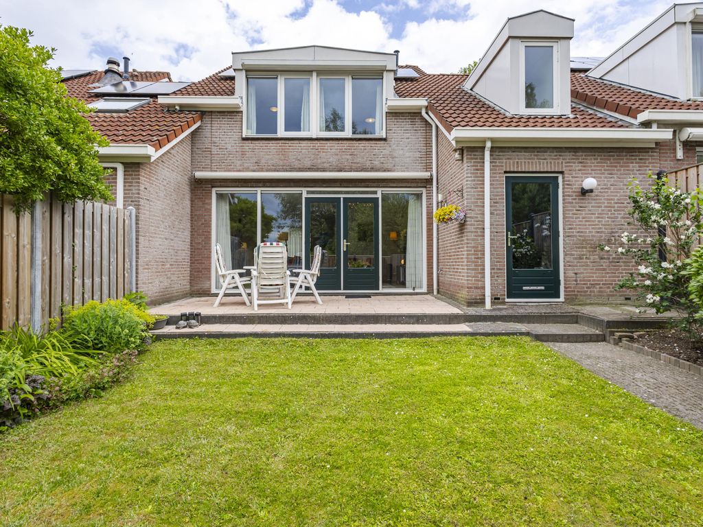 Nieuweweg 6, HARDINXVELD-GIESSENDAM