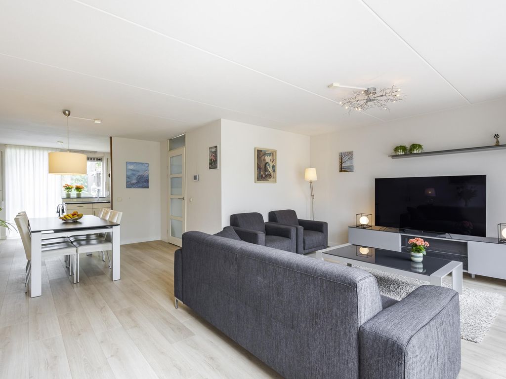 Nieuweweg 6, HARDINXVELD-GIESSENDAM