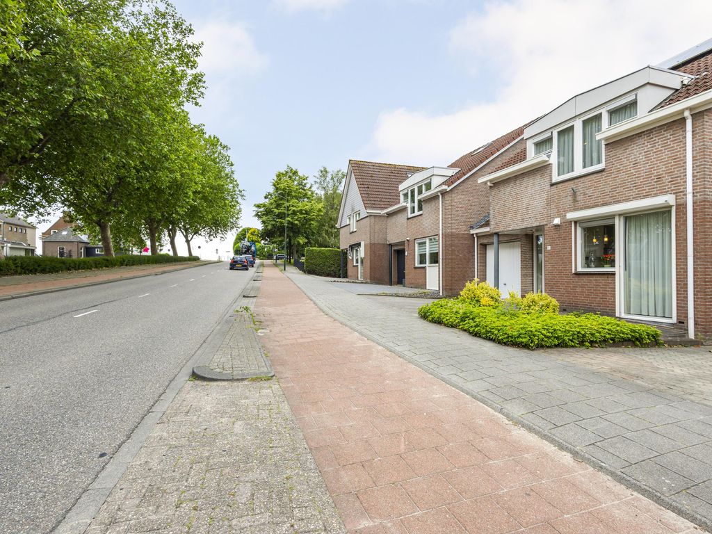 Nieuweweg 6, HARDINXVELD-GIESSENDAM
