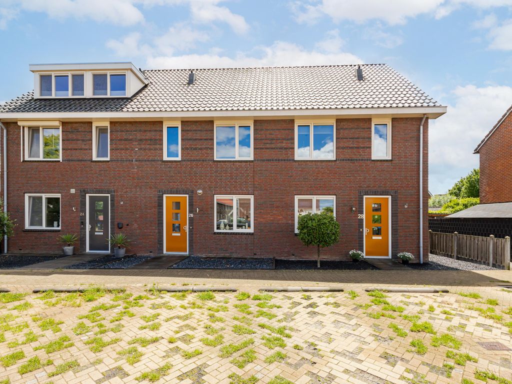 Prinses Margrietstraat 28, HARDINXVELD-GIESSENDAM