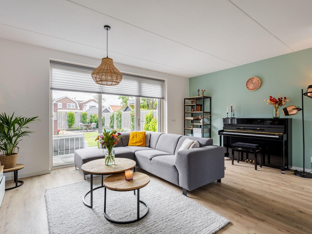 Prinses Margrietstraat 28, HARDINXVELD-GIESSENDAM