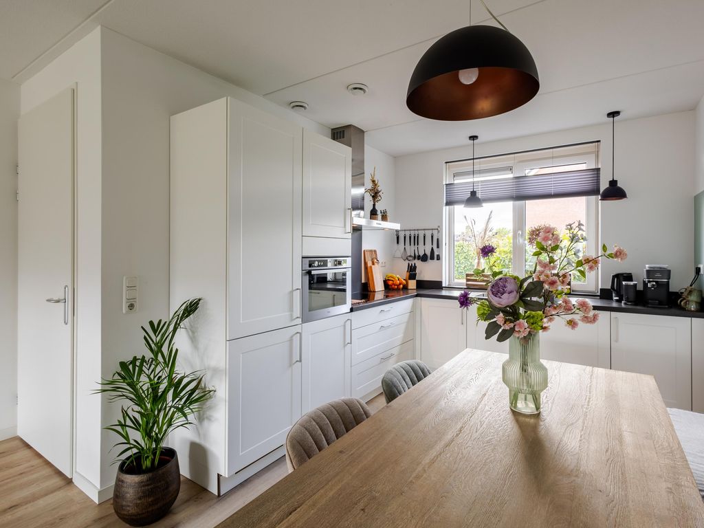 Prinses Margrietstraat 28, HARDINXVELD-GIESSENDAM