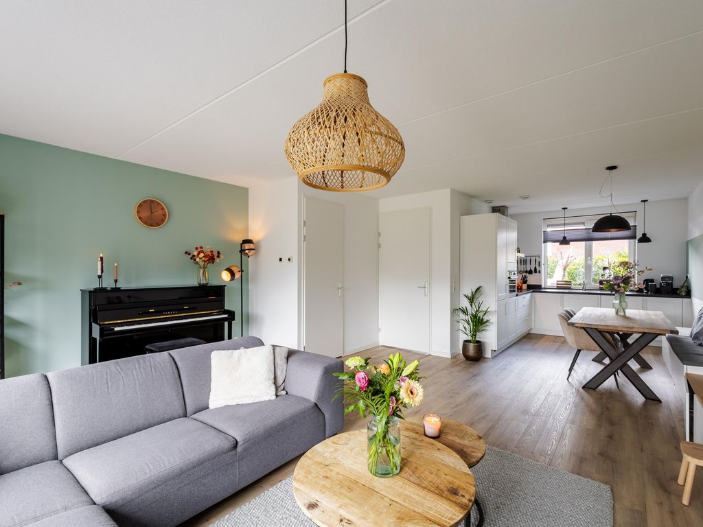 Prinses Margrietstraat 28, HARDINXVELD-GIESSENDAM