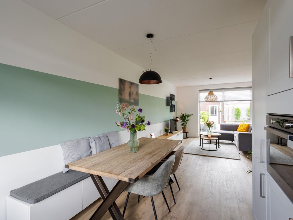 Prinses Margrietstraat 28, HARDINXVELD-GIESSENDAM