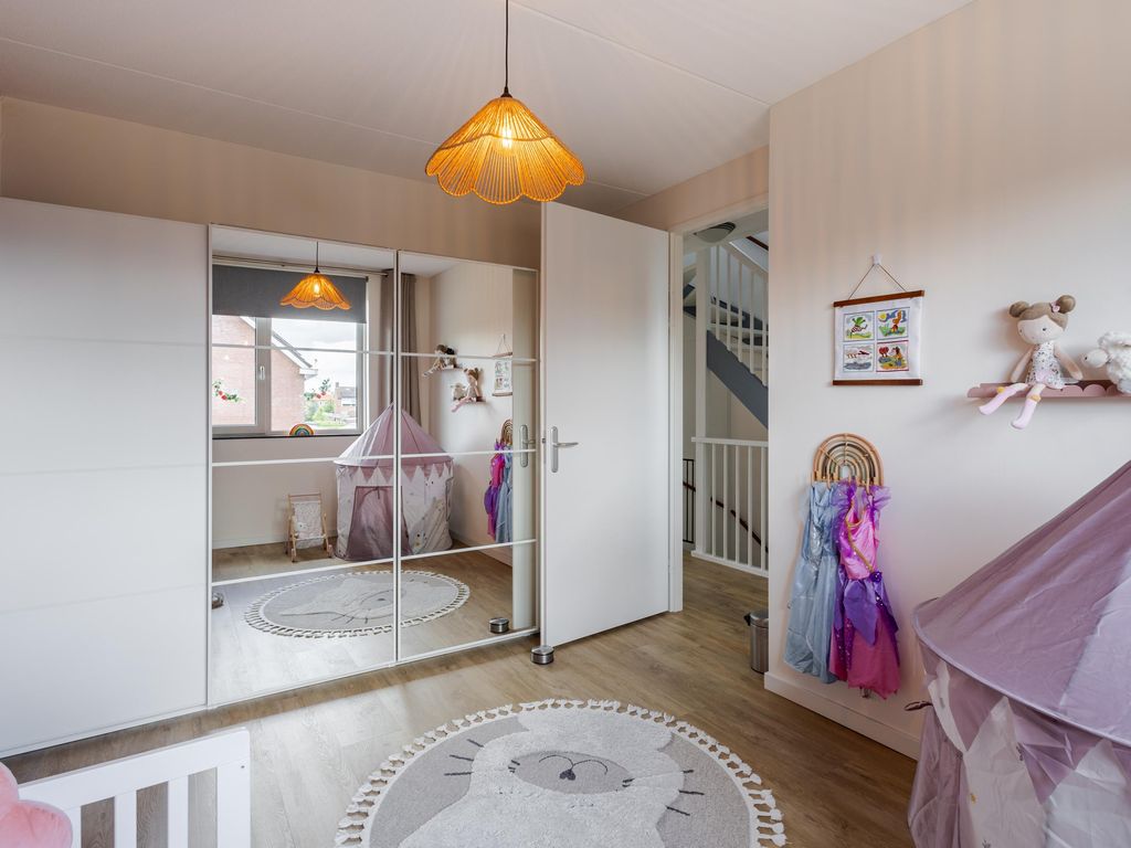 Prinses Margrietstraat 28, HARDINXVELD-GIESSENDAM