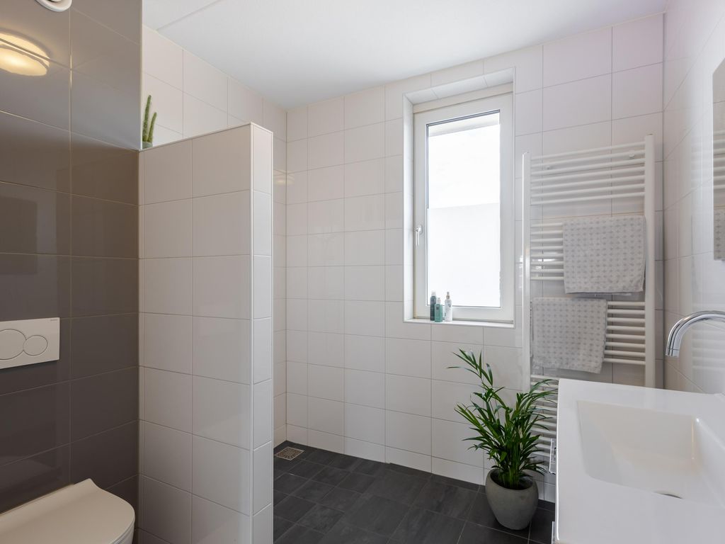 Prinses Margrietstraat 28, HARDINXVELD-GIESSENDAM