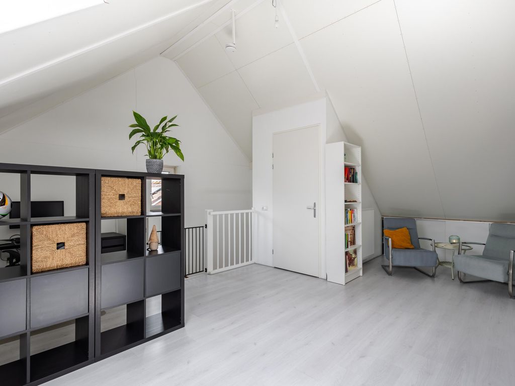 Prinses Margrietstraat 28, HARDINXVELD-GIESSENDAM
