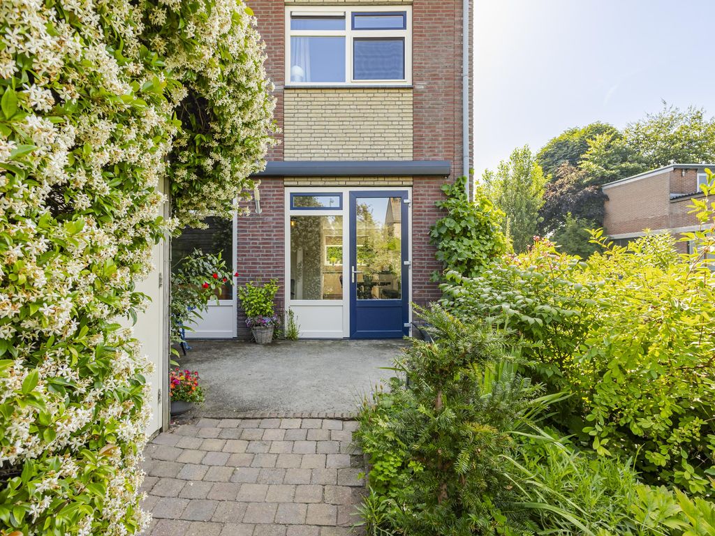 Parallelweg 25C, HARDINXVELD-GIESSENDAM