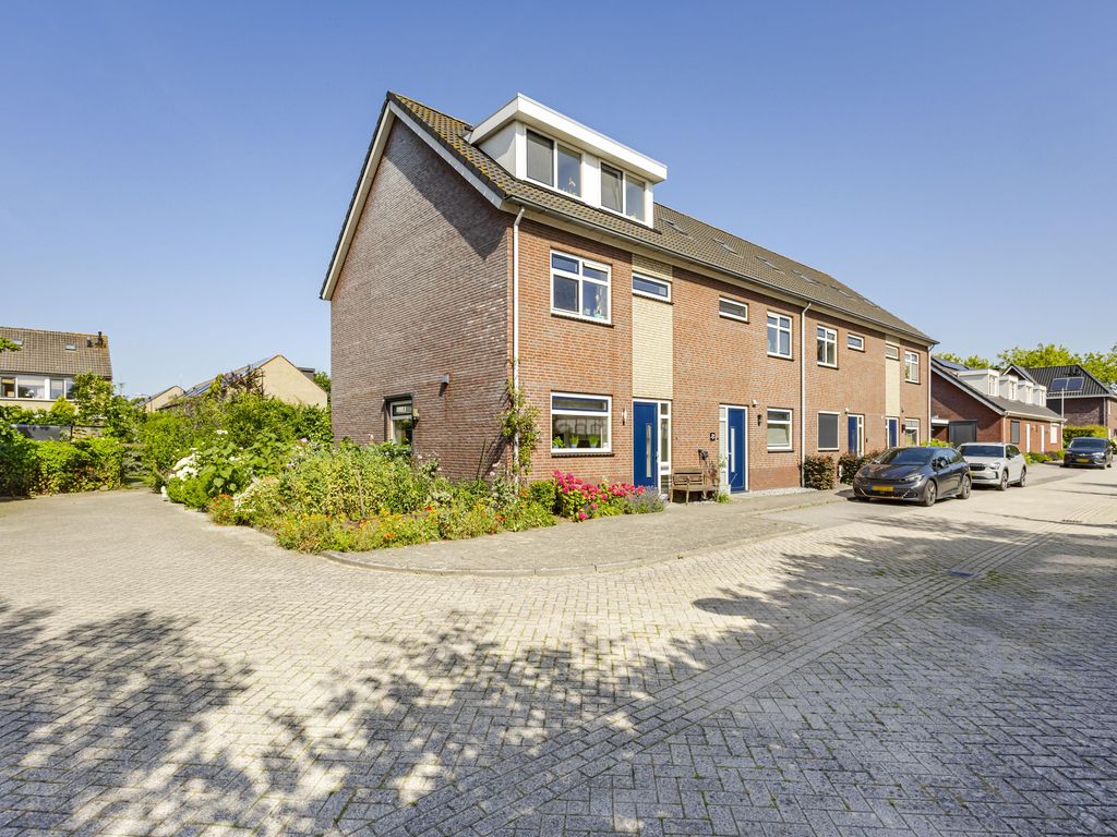 Parallelweg 25C, HARDINXVELD-GIESSENDAM