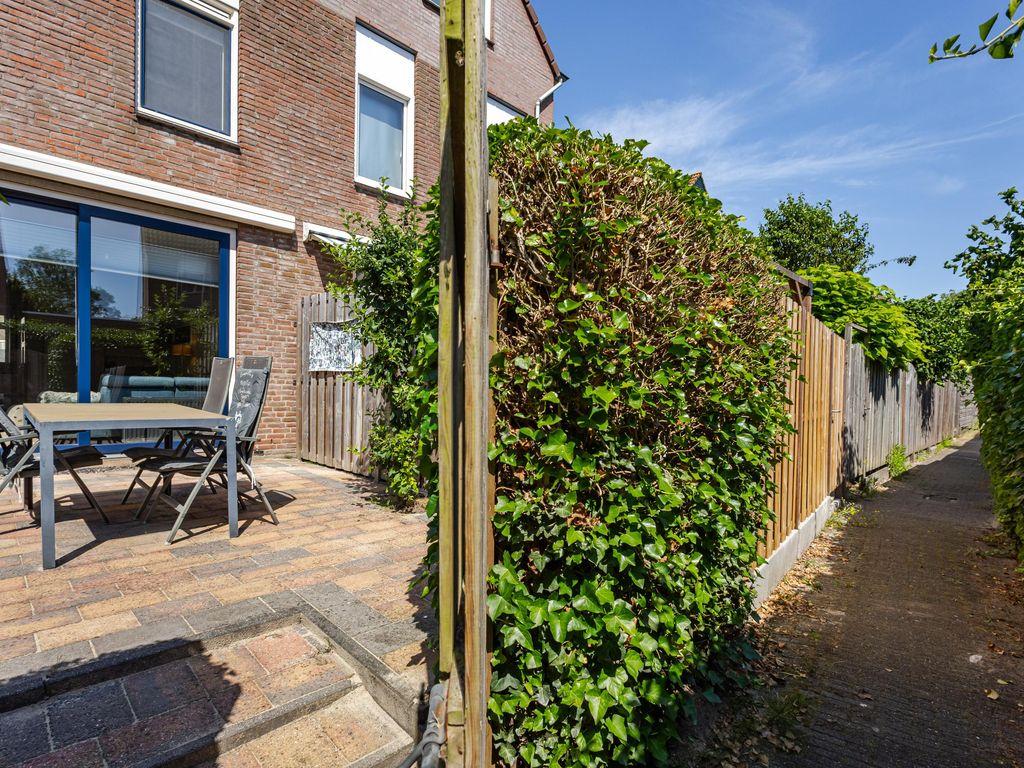 Smalweer 14, SLIEDRECHT