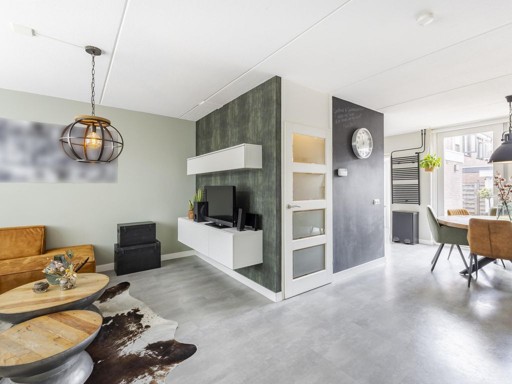 Koetshuis 6, Hardinxveld-Giessendam