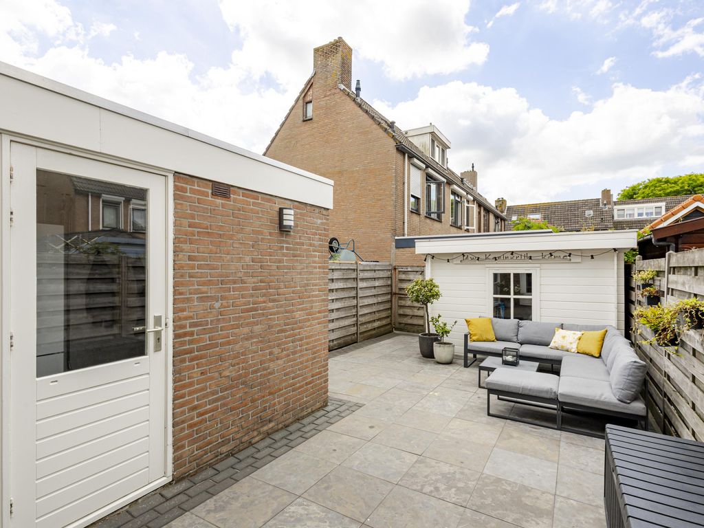 Koetshuis 6, Hardinxveld-Giessendam