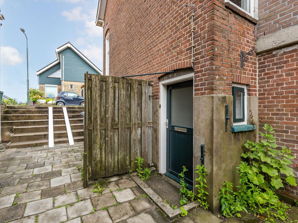 Buitendams 413, HARDINXVELD-GIESSENDAM