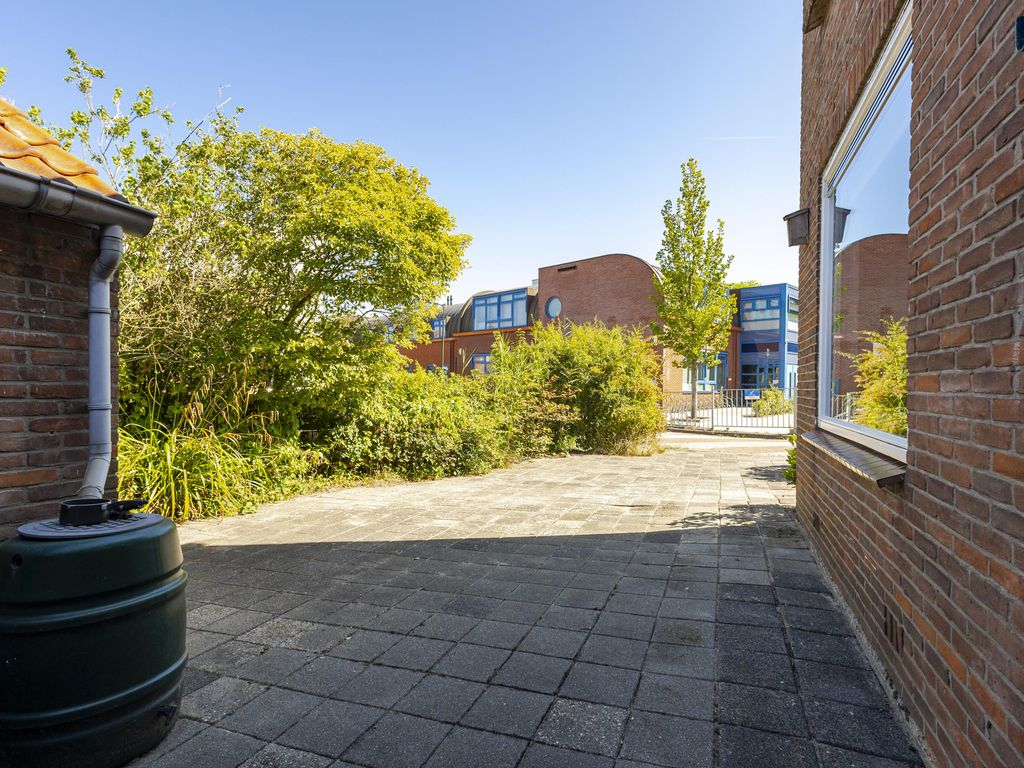 Pulsstraat 2, HARDINXVELD-GIESSENDAM