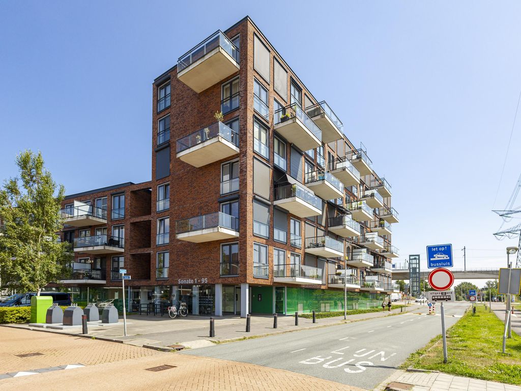 Sonate 47, SLIEDRECHT