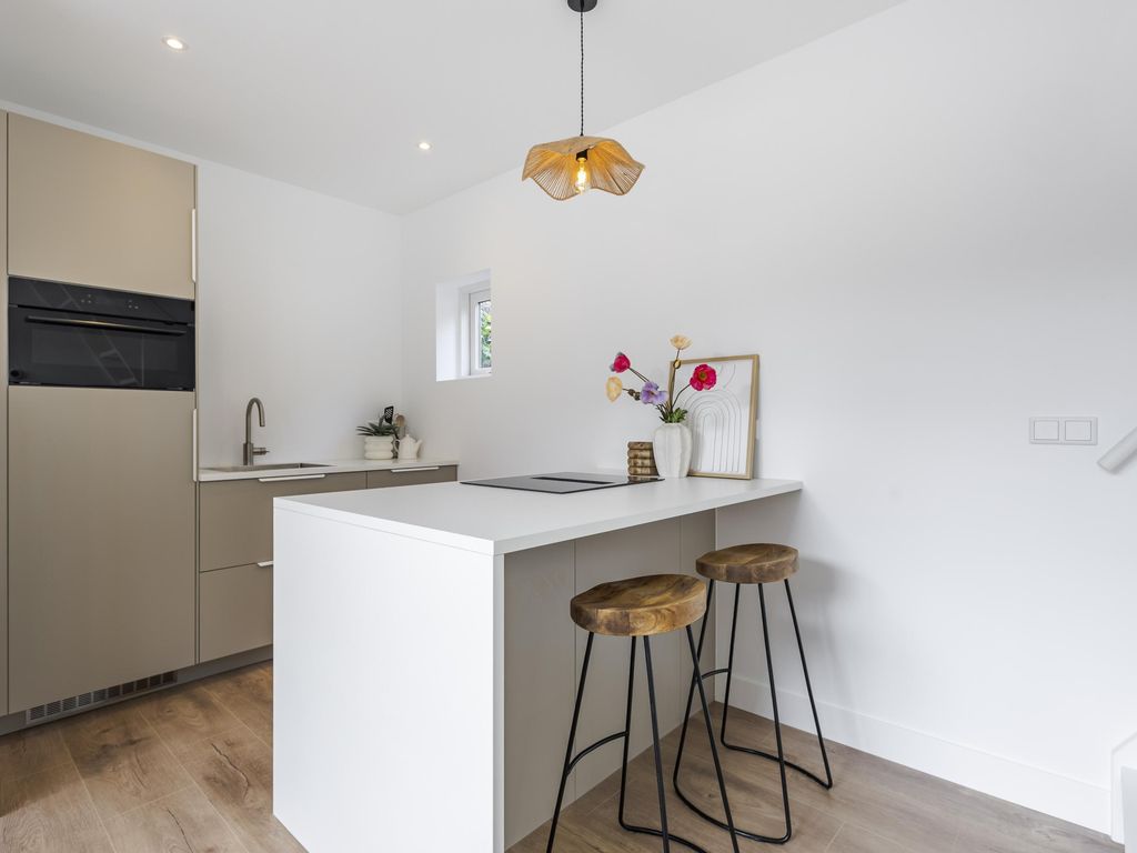 Buitendams 243, Hardinxveld-Giessendam