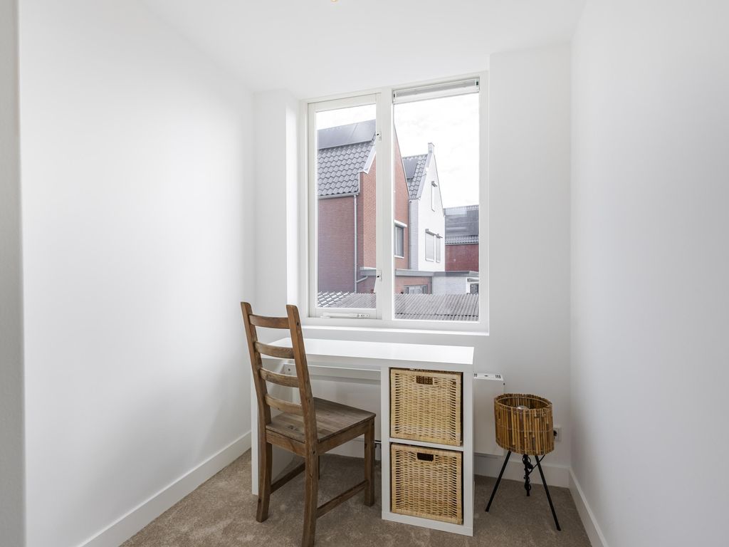 Buitendams 243, Hardinxveld-Giessendam