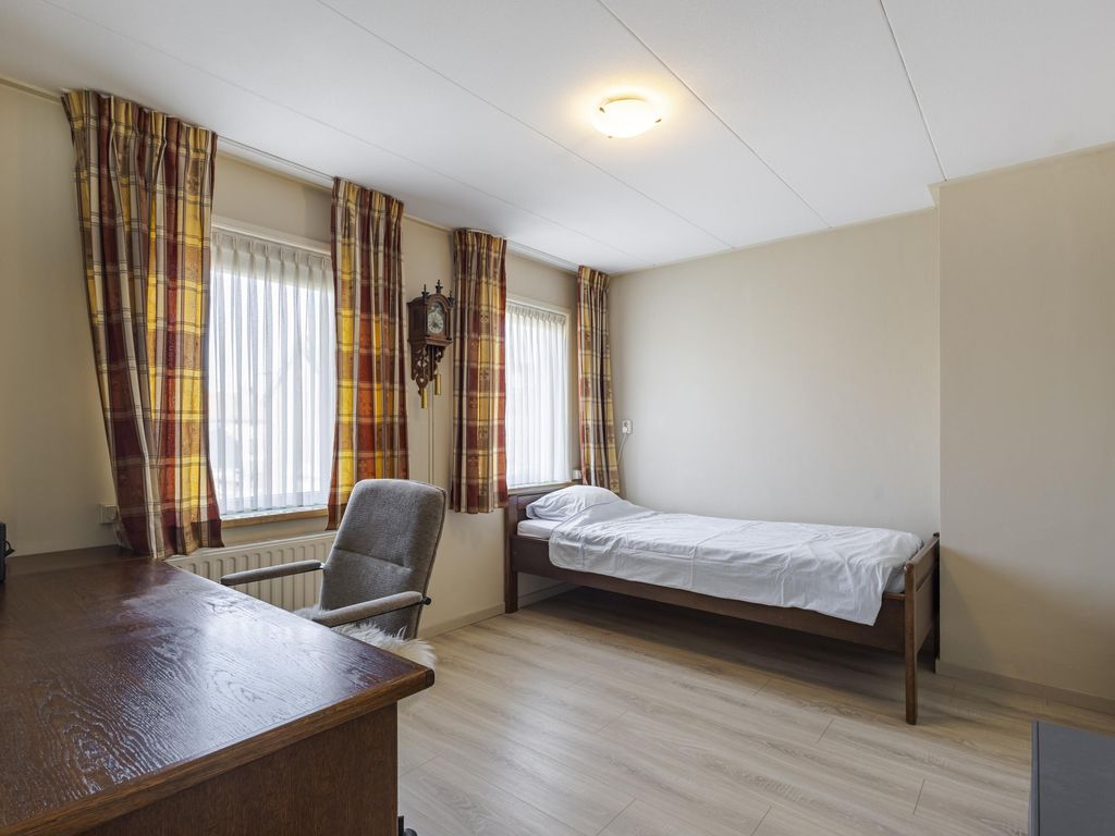 Rembrandtstraat 70, Hardinxveld-Giessendam