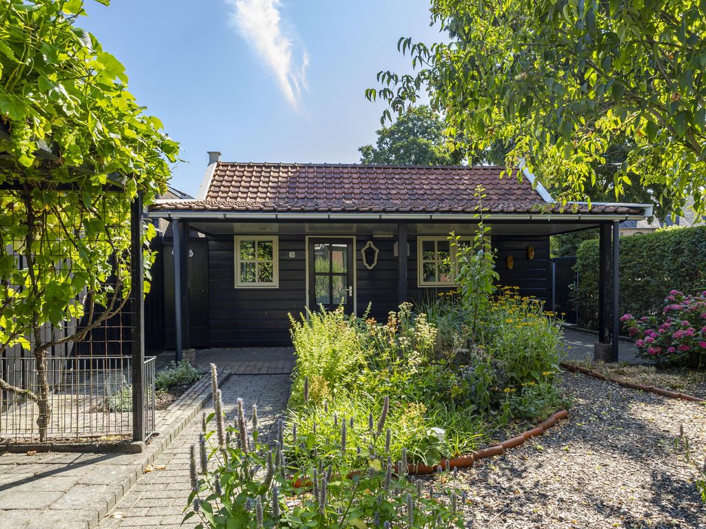 Rembrandtstraat 70, Hardinxveld-Giessendam