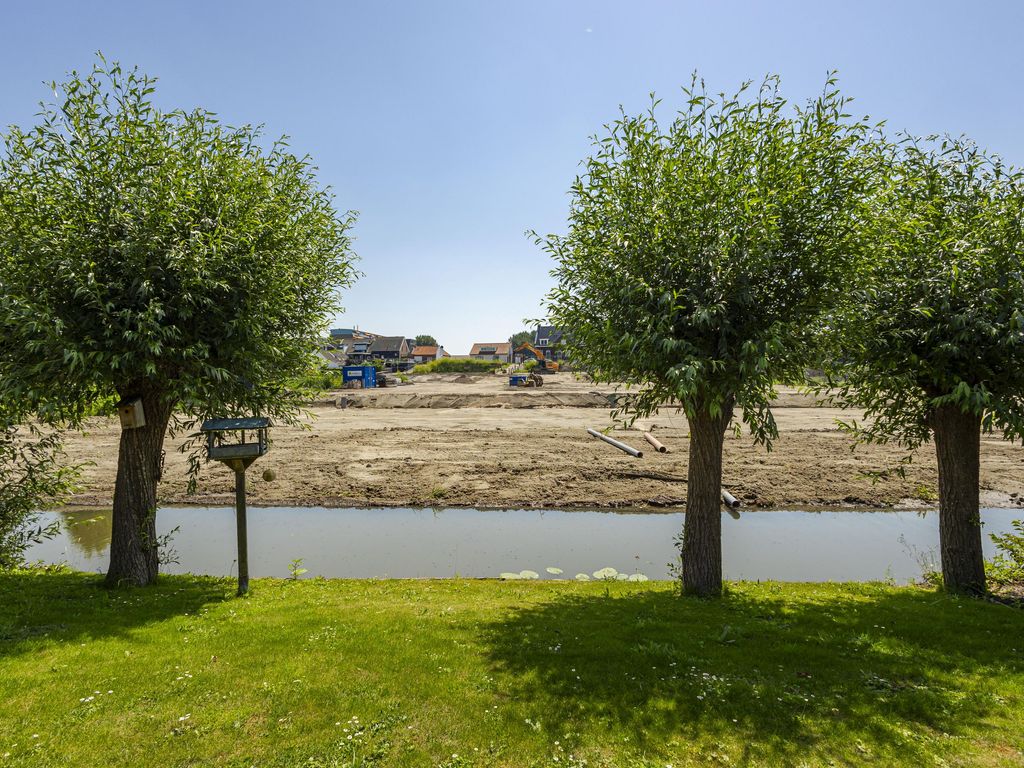 Koperwiek 16, Hardinxveld-Giessendam