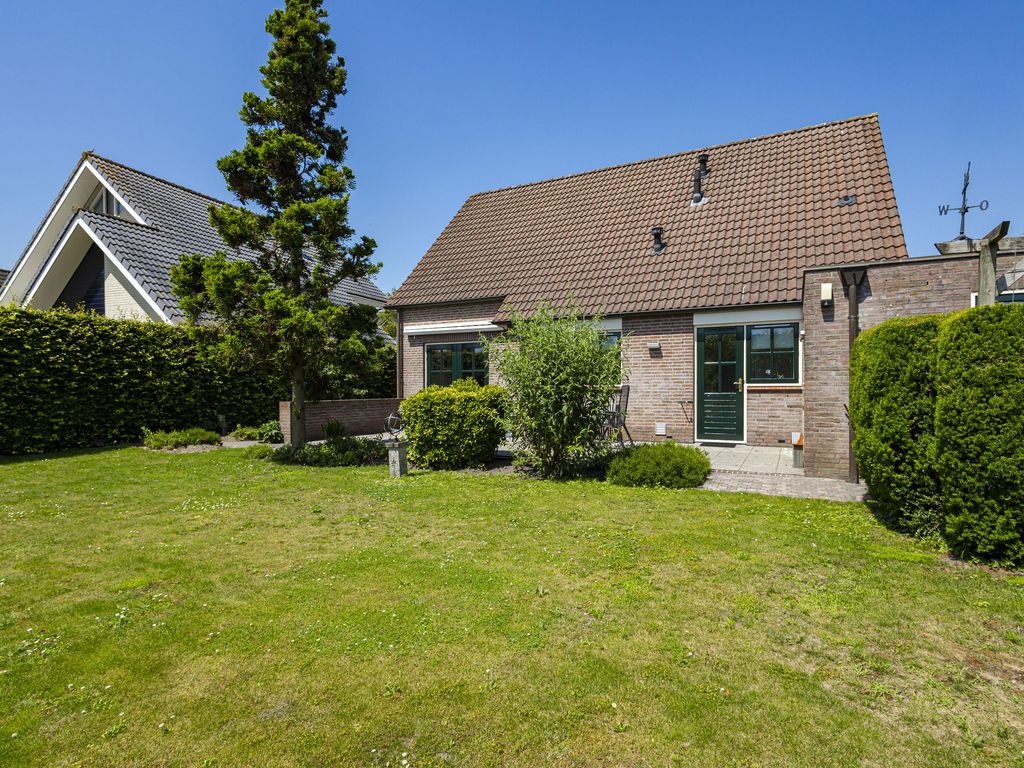 Koperwiek 16, Hardinxveld-Giessendam