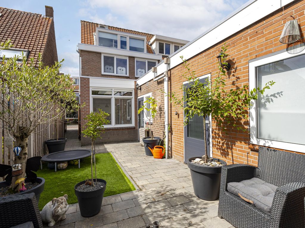 Burgemeester Drijberplein 48, SLIEDRECHT