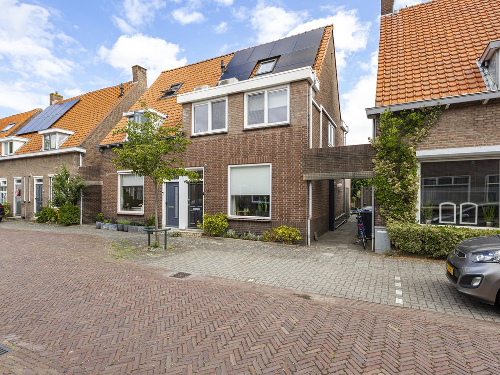 Burgemeester Drijberplein 48, SLIEDRECHT