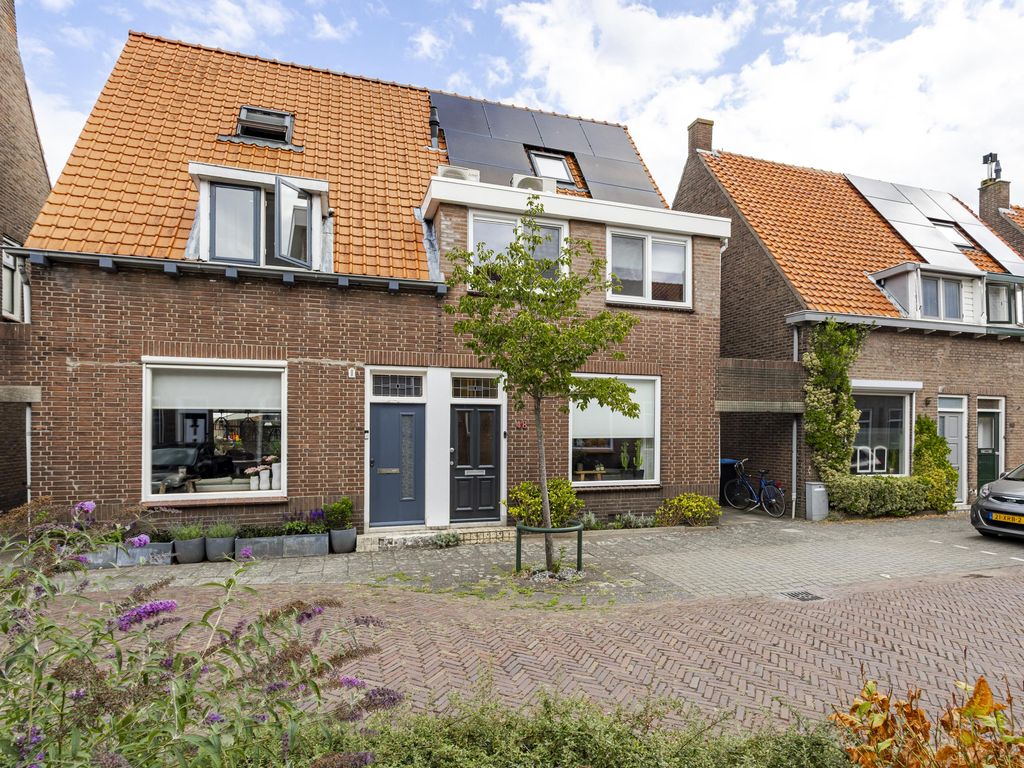 Burgemeester Drijberplein 48, SLIEDRECHT