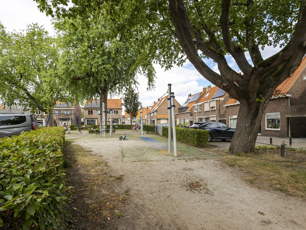 Burgemeester Drijberplein 48, SLIEDRECHT